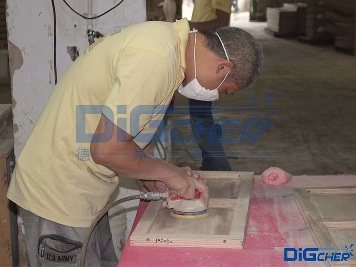 家具涂裝前打磨